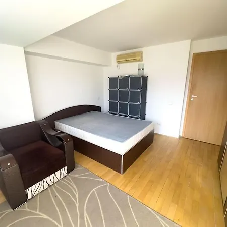 Apartment Cronos