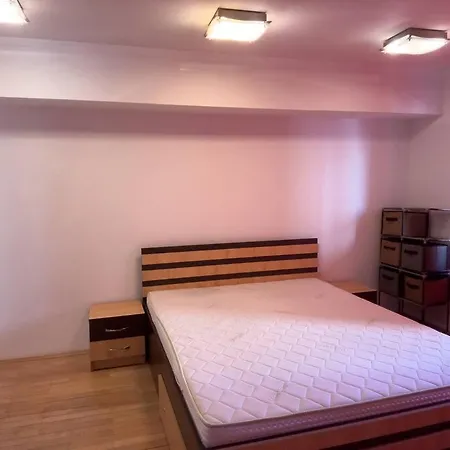 Cronos Apartment
